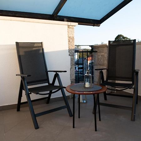 Castle House Rooms, Swimming Pool & Sauna & Tennis Court & Wine Cellar Сезана Экстерьер фото